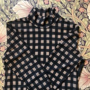 Translucent & elastic fashion top